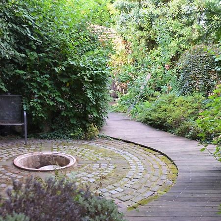 Gaestezimmer Mit Garten In Fischeln Krefeld Exterior photo